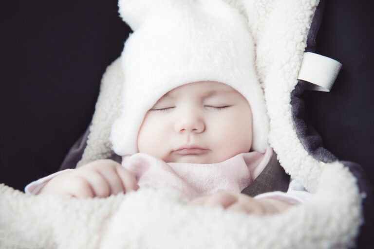 Préparer bébé pour l’hiver, conseils et astuces